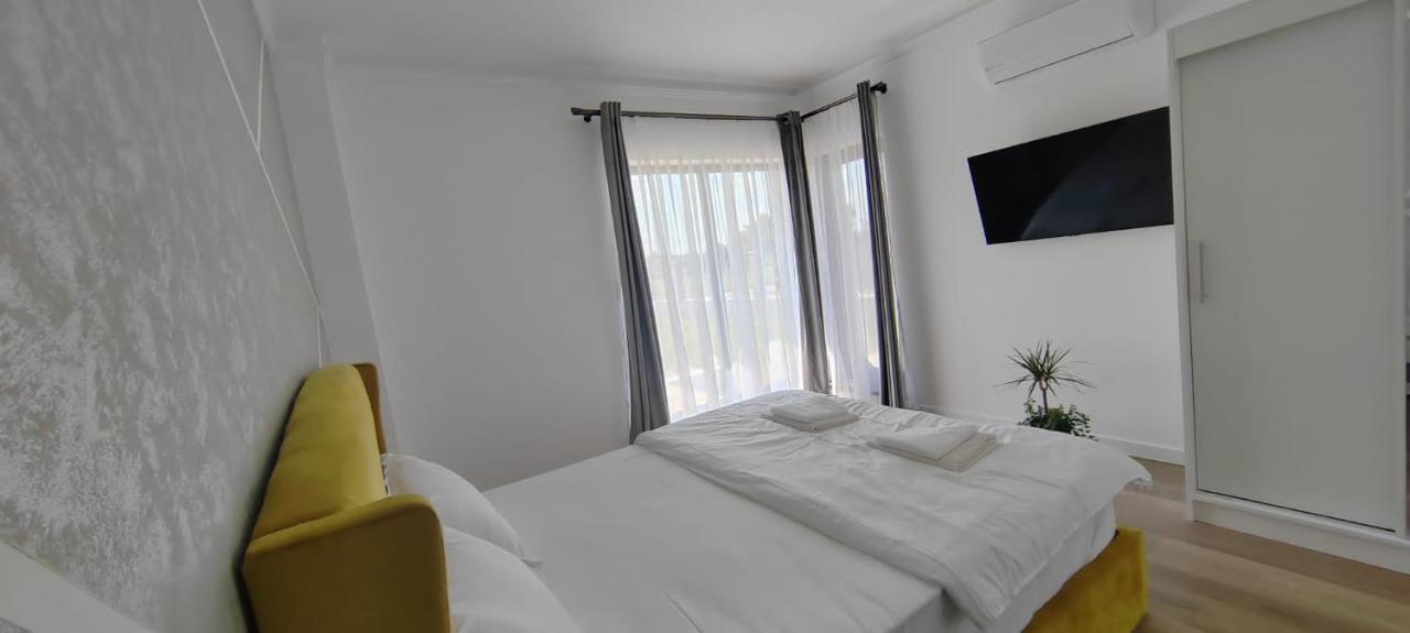 Casira Guesthouse Sînmartin Eksteriør billede